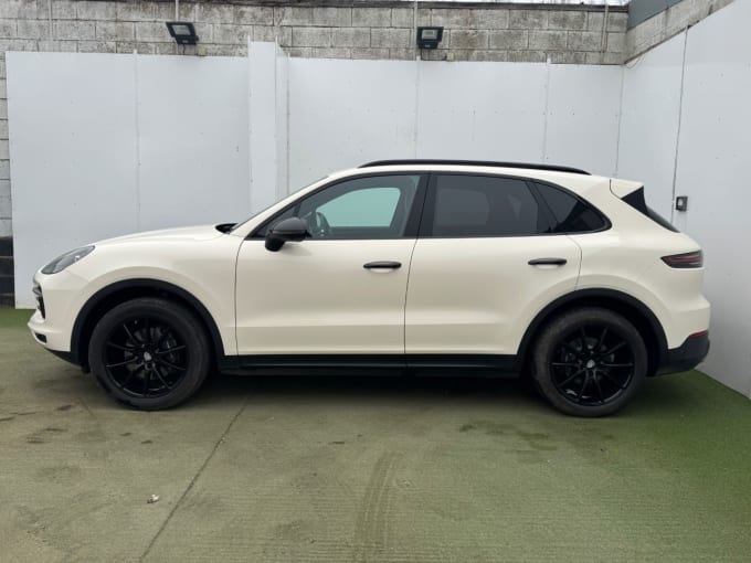 2025 Porsche Cayenne