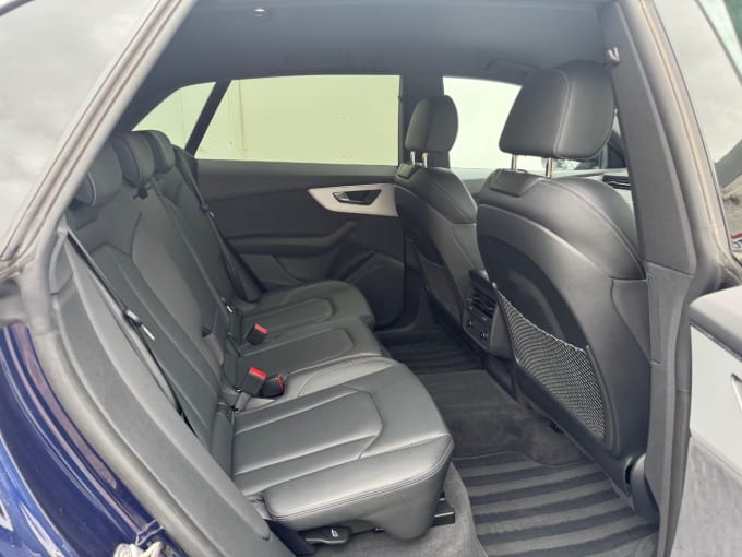 2025 Audi Q8