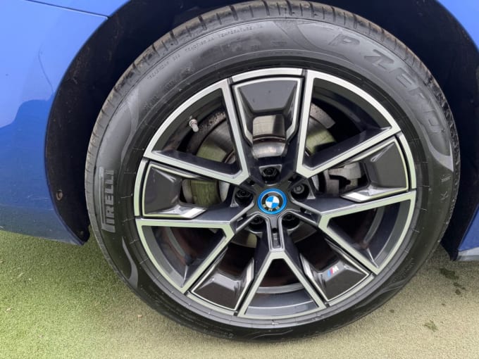 2025 BMW I4