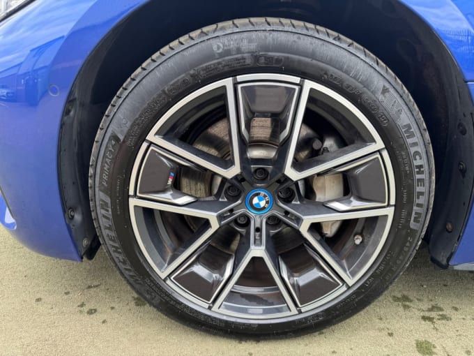 2025 BMW I4