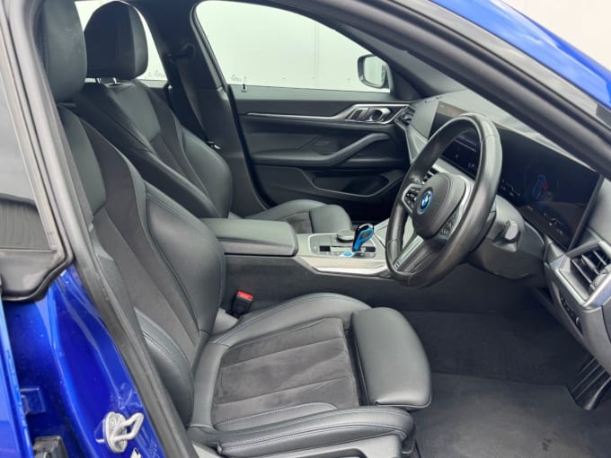 2025 BMW I4