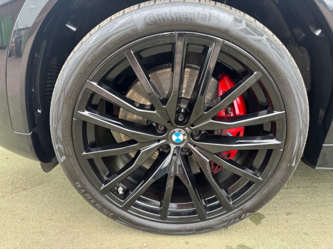 2025 BMW X6