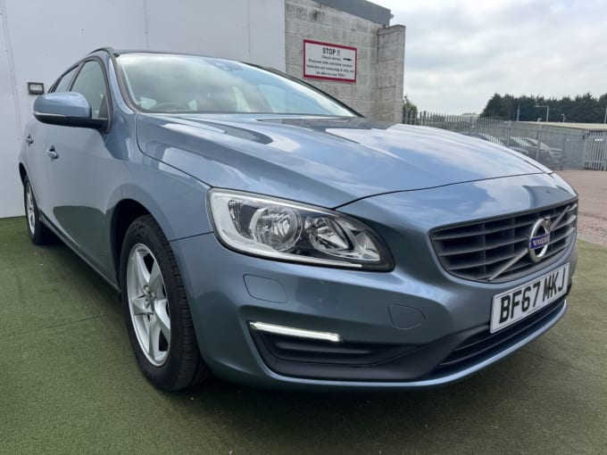 2025 Volvo V60