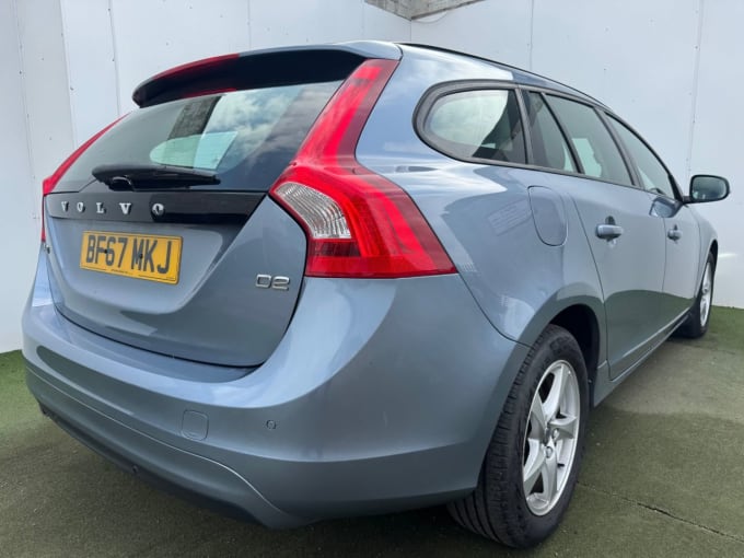 2025 Volvo V60