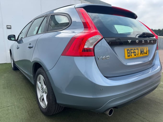 2025 Volvo V60