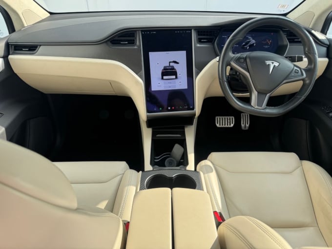 2025 Tesla Model X