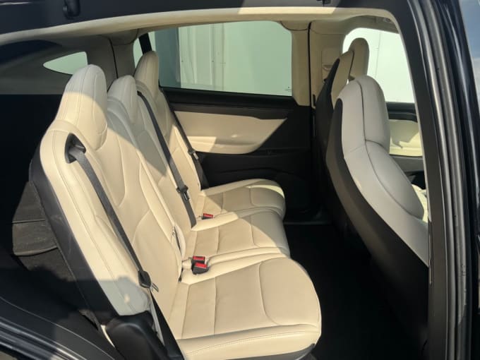 2025 Tesla Model X