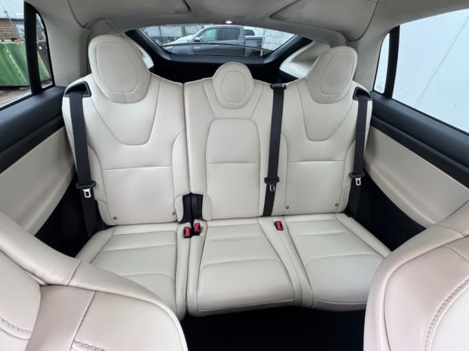2025 Tesla Model X