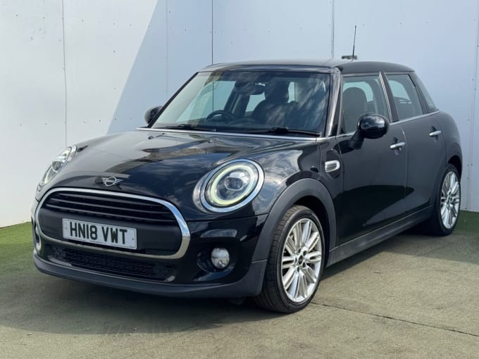 2025 Mini Hatch