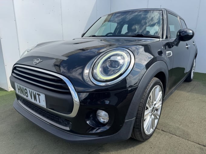 2025 Mini Hatch