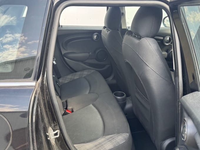 2025 Mini Hatch