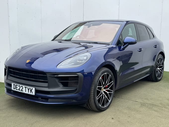 2025 Porsche Macan