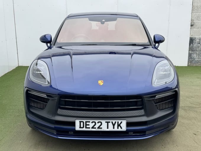 2025 Porsche Macan