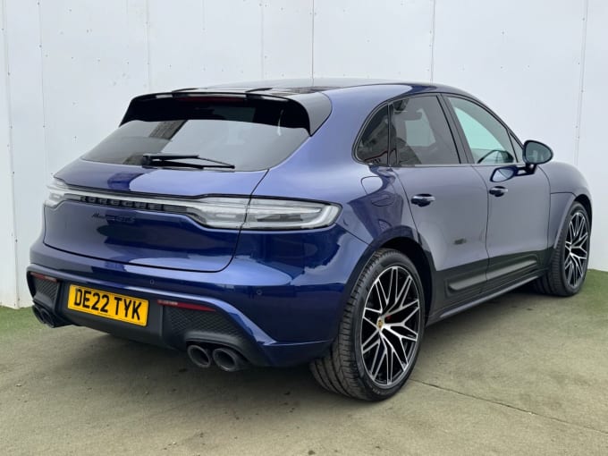 2025 Porsche Macan