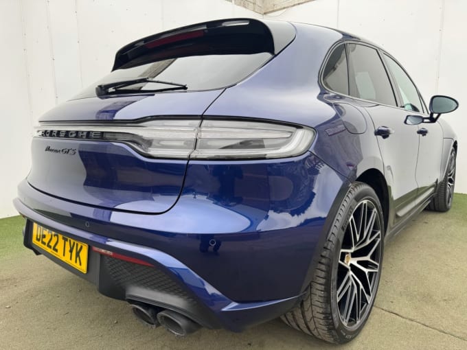 2025 Porsche Macan