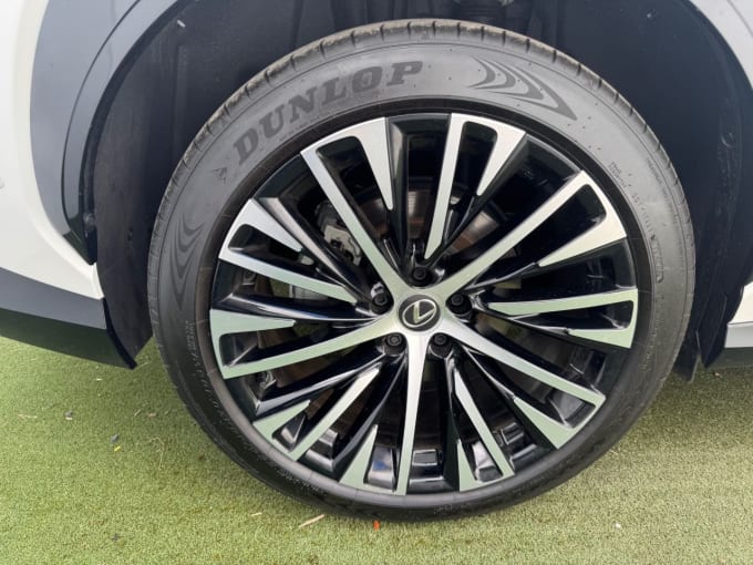 2025 Lexus Rz