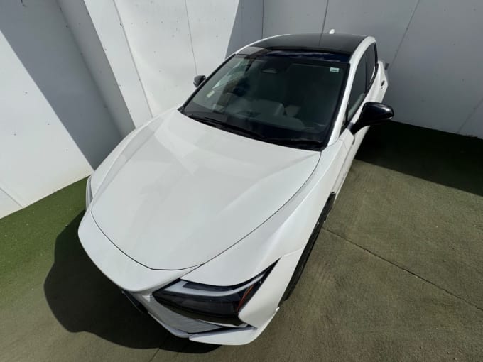 2025 Lexus Rz