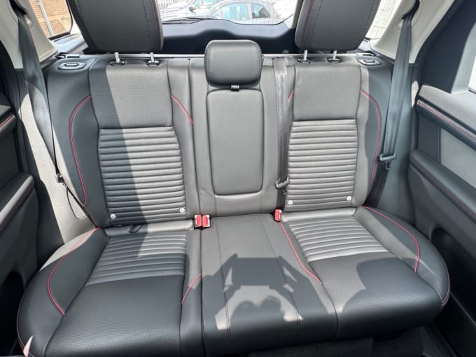 2025 Land Rover Discovery Sport