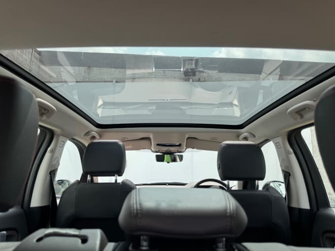 2025 Land Rover Discovery Sport