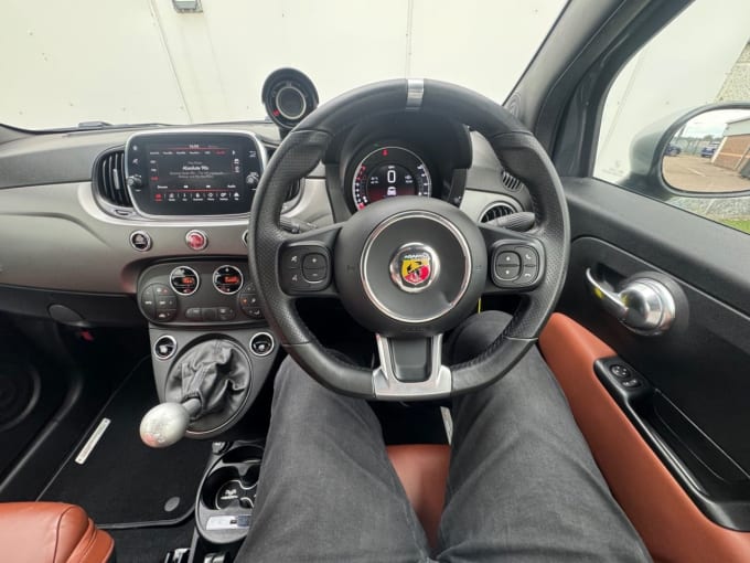 2025 Abarth 595