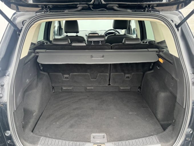 2025 Ford Kuga