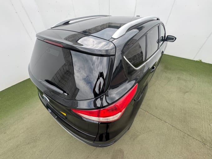 2025 Ford Kuga