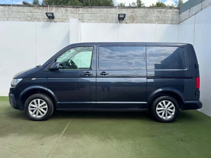 2025 Volkswagen Transporter
