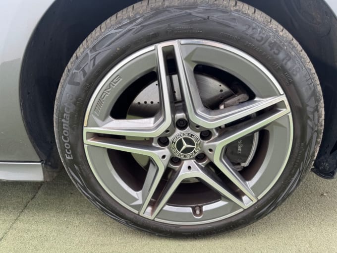 2025 Mercedes-benz Cla