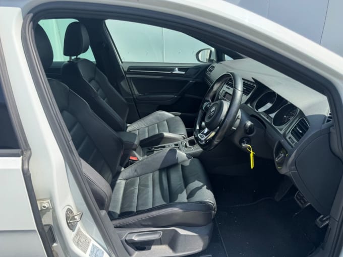 2025 Volkswagen Golf