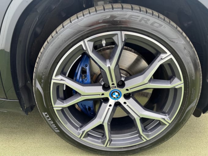 2025 BMW X5