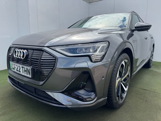 2025 Audi E-tron