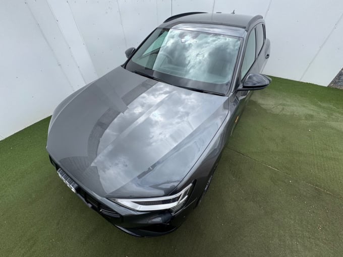 2025 Audi E-tron