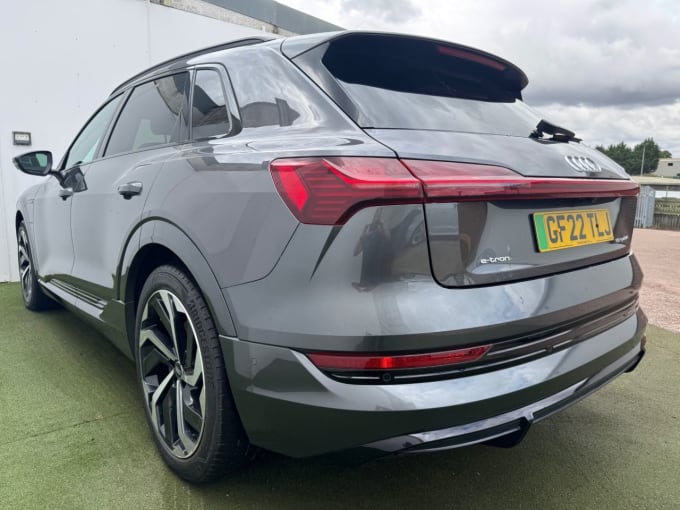 2025 Audi E-tron