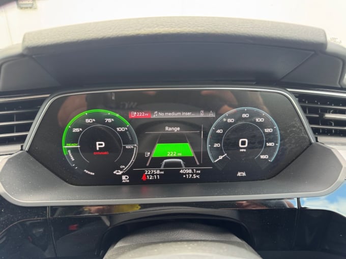 2025 Audi E-tron