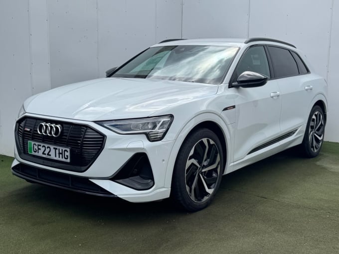 2025 Audi E-tron