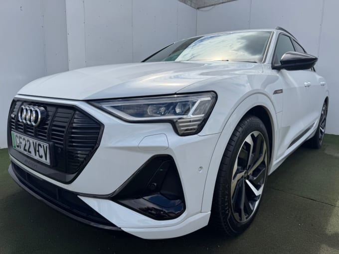 2025 Audi E-tron