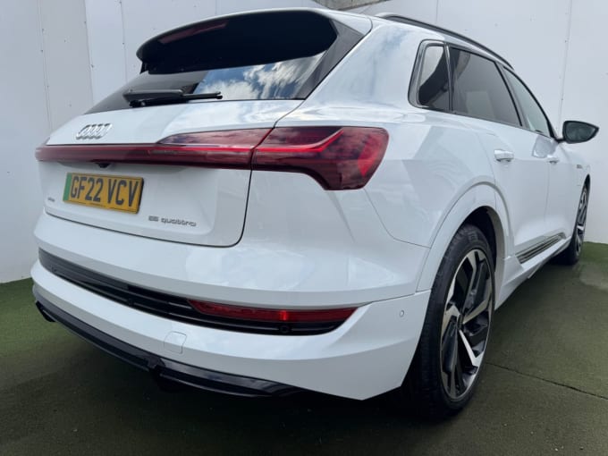 2025 Audi E-tron