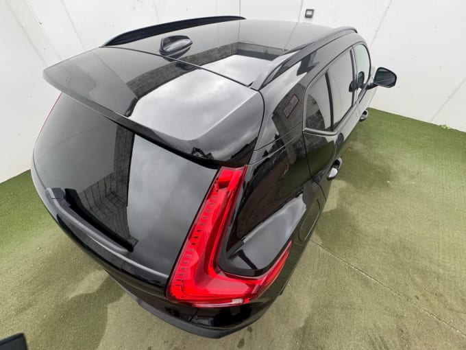 2025 Volvo Xc40