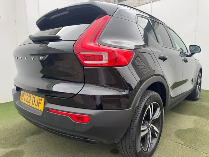 2025 Volvo Xc40