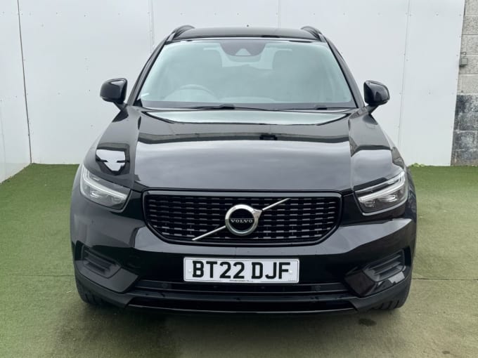 2025 Volvo Xc40