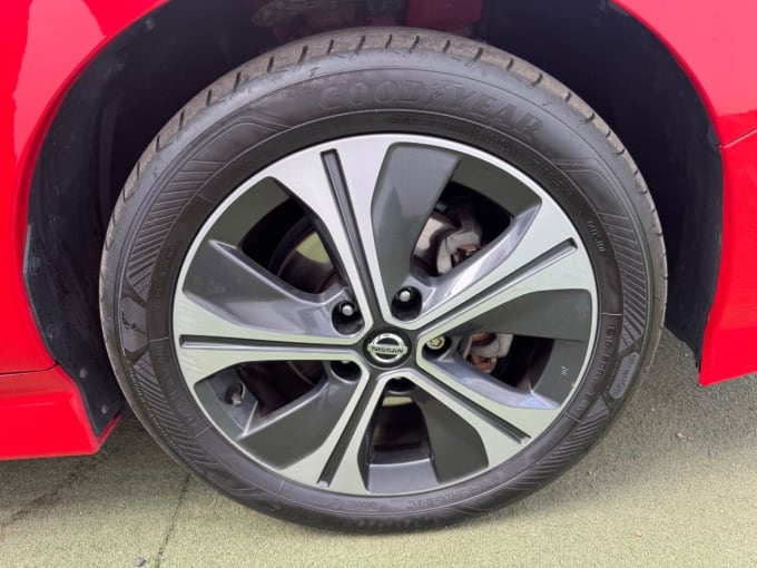 2025 Nissan Leaf