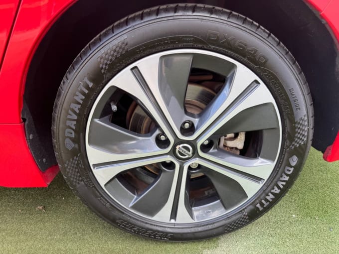 2025 Nissan Leaf