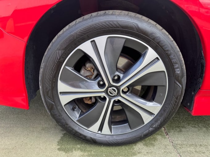 2025 Nissan Leaf