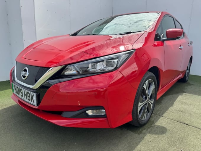 2025 Nissan Leaf