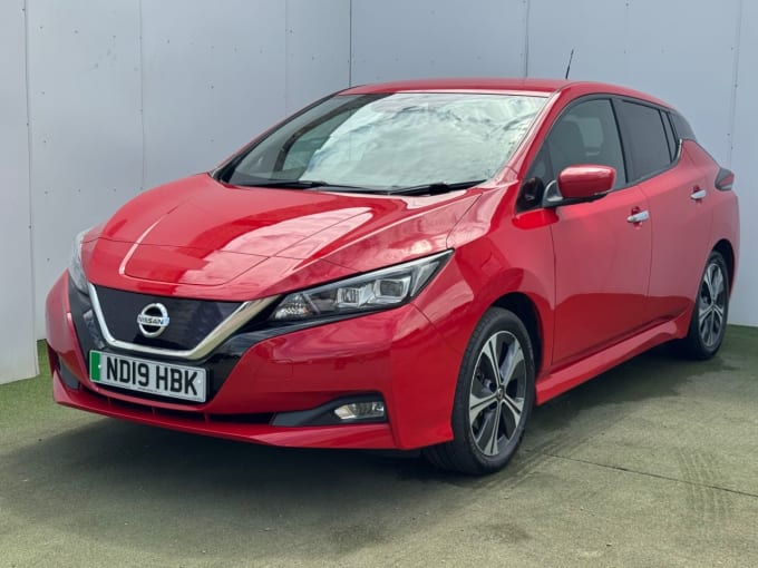 2025 Nissan Leaf