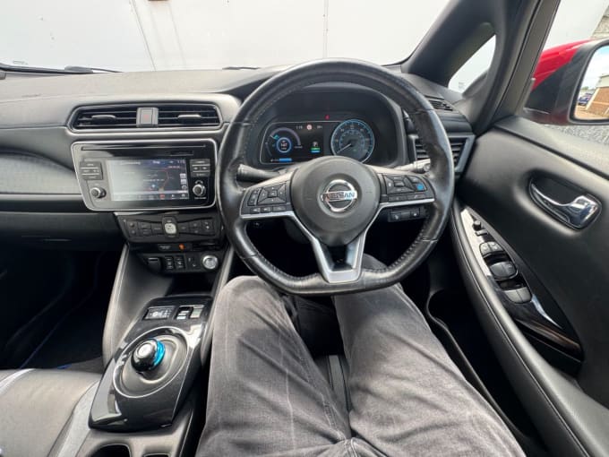 2025 Nissan Leaf