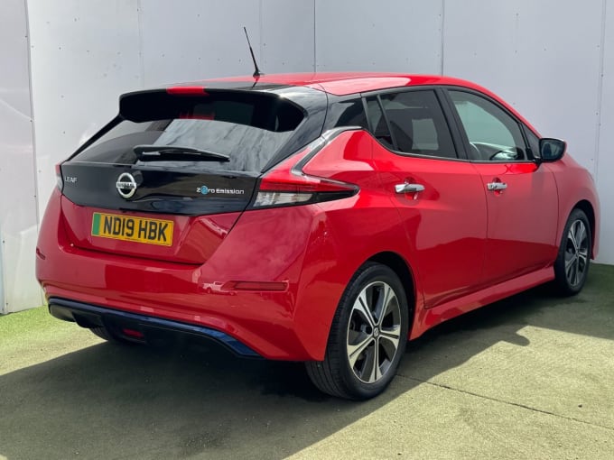 2025 Nissan Leaf