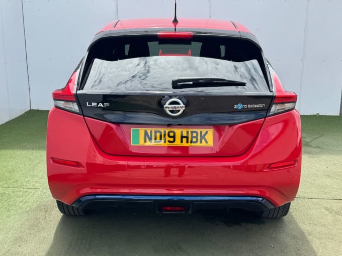 2025 Nissan Leaf