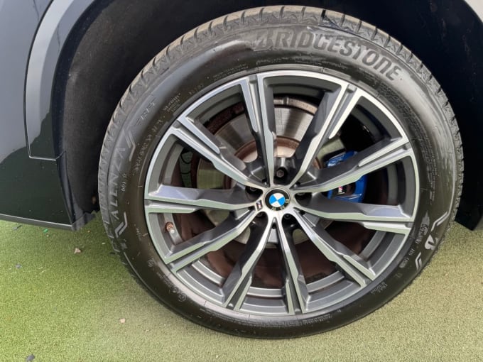 2025 BMW X5