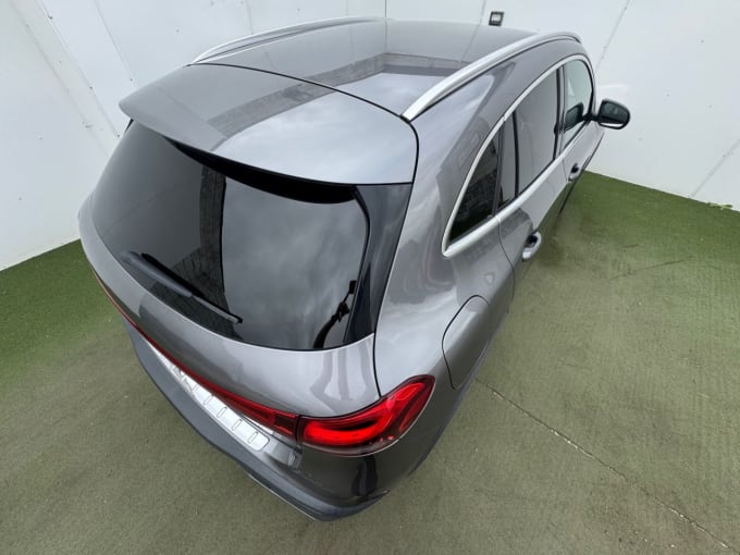 2025 Mercedes-benz Eqa